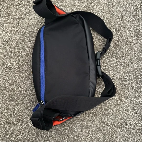Cotopaxi Black Hip Pack